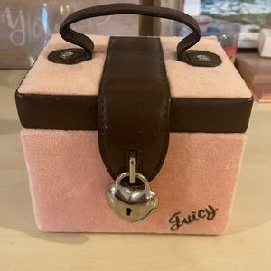 Used Juicy Jewelry Box light Pink